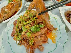 -丹水桥地锅鱼·翘嘴鲌·地方特色全鱼宴(丹江口大坝店)