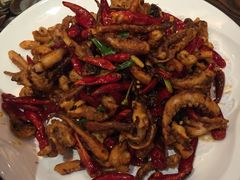 老干妈煸鱿鱼须-吕氏疙瘩汤·私家菜馆(慈云寺店)