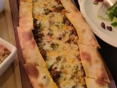 牛肉奶酪皮塔饼-Efes Turkish & Mediterranean Cuisine 艾菲斯餐厅(陆家嘴店)