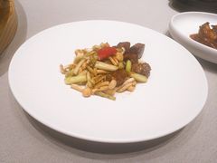 黑椒雪花牛肉粒-山里亲戚(淞虹路店)