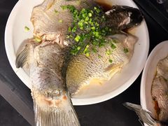 -年辉渔村·非遗传承餐厅(新丰江店)