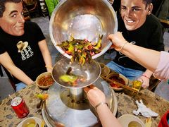 三角峰-肖肖酸萝卜鱼火锅(总店)