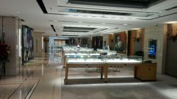 -北京七彩云南翡翠珠宝旗舰店(月坛店)