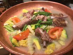 -云海肴·汽锅鸡·云南菜(天山百盛优客店)