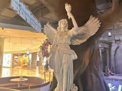 -暴风岛沉浸式体验馆(百联世纪店)