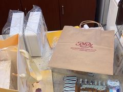 -红宝石·鲜奶小方·海派西点房(南丹店)