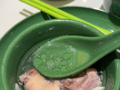 -润园四季椰子鸡火锅(卓越INTOWN店)