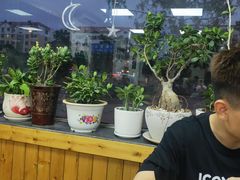 -亲昵春川鸡排(韩国美食街店)