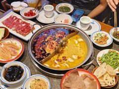 -小天鹅火锅·一线江景洪鼎旗舰店(洪崖洞店)