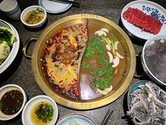 -小天鹅火锅·一线江景洪鼎旗舰店(洪崖洞店)