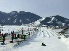 -丝绸之路山地度假区滑雪场