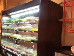 自助取餐区-小蛮椒麻辣烫·麻辣拌(青浦宝龙店)