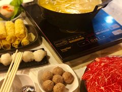 -鲜入围煮花胶鸡海鲜火锅