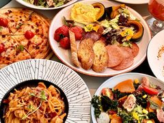 -ins森林童话餐厅coffee&bistro