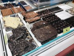 -VENCHI 闻绮(北京国贸商城店)