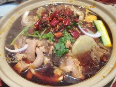 -沙胆彪炭炉牛杂煲(上海日月光广场店)