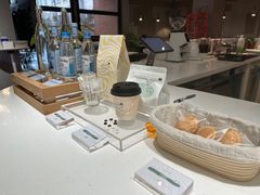 -潮一不贰·法式甜品·生日蛋糕·西式简餐(外滩店)