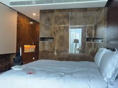 -广州天河希尔顿酒店