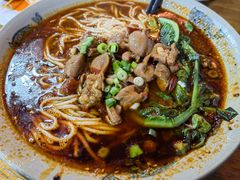 红烧肥肠粉-丁丁猫重庆小面(徐州路店)