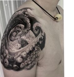 -周忆刺青原创设计定制