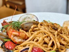 -Mark&Mars Restaurant
