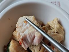青鱼-老刘生态大鱼坊铁锅炖鱼(赛马场店)