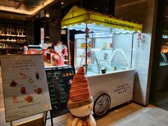 -星河吉酒店-BOND大堂吧·咖啡·简餐