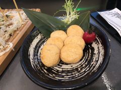 芝士鱼豆腐-湊湊火锅·茶憩(打浦桥日月光店)
