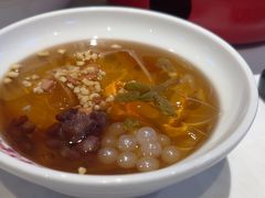 -渝是乎川渝小炒(新世界百货望京店)