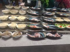 -新艺自助美食城(中山路店)