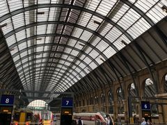 -九又四分之三站台