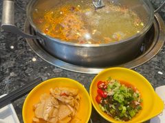 -一席地·本地鸡窝·杭帮鸡火锅(萧山银隆百货店)