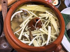 三七汽锅鸡-雀舞云南菜(乐客城店)