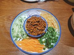 招牌京酱肉丝-额娘·春饼烤鸭(华北七楼创始店)