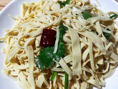 拌豆腐丝-老九圆山西面馆(CBD店)