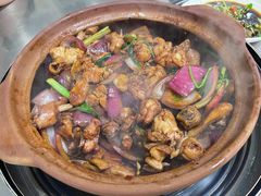 招牌胡须佬鸡煲-胡须佬鸡煲四季火锅店(石厦西村直营店)
