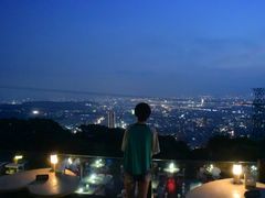-草山夜未眠景观餐厅