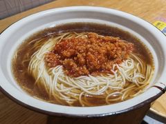 怀旧辣肉糜面-小桃园·豆浆油条(复兴中路店)