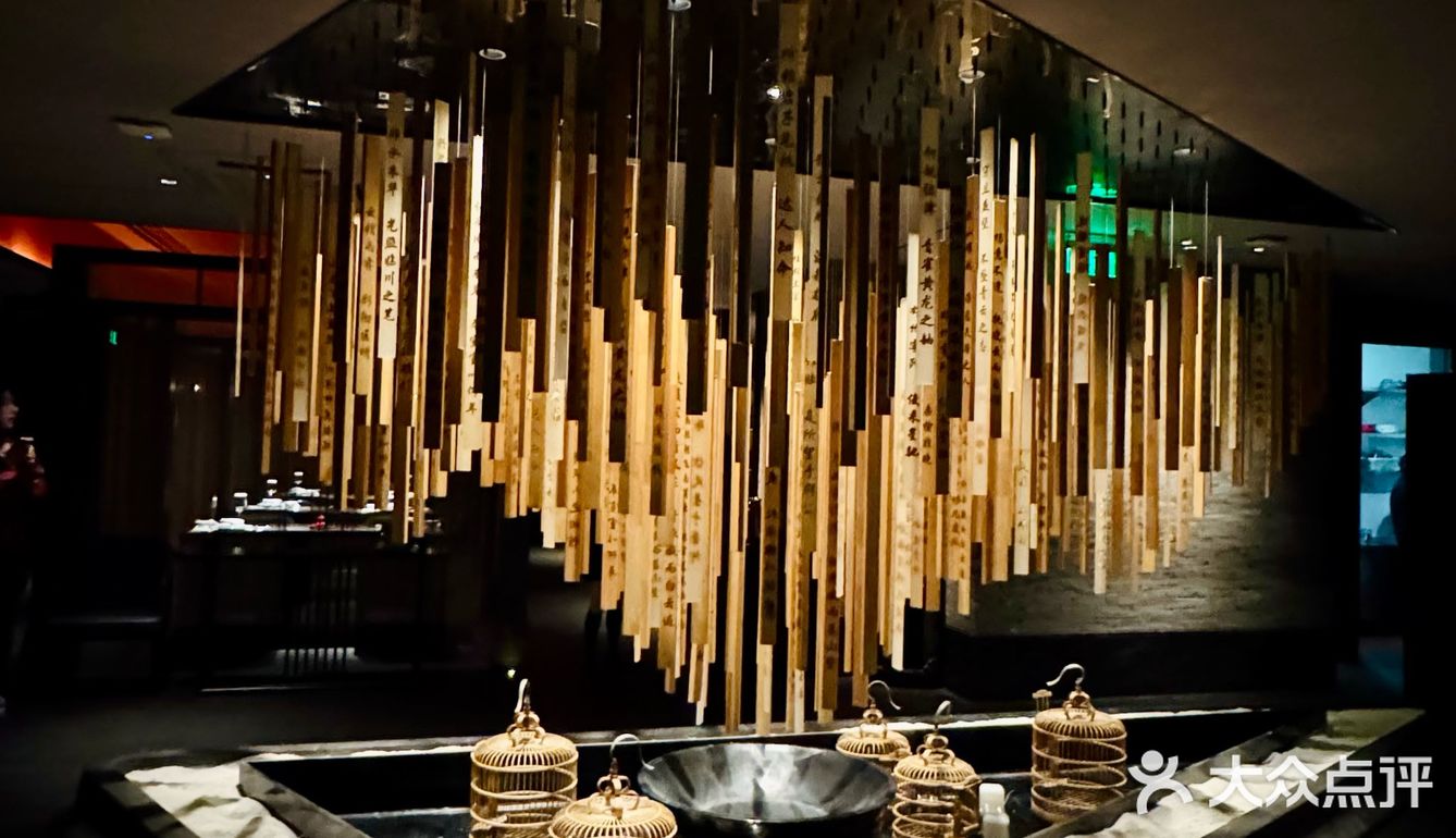 沉浸式的海派雅韵，美到不像话的艺术餐厅