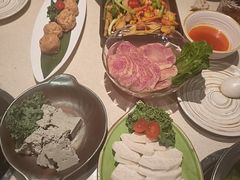 -一叶一世界•素食餐厅(环球中心店)