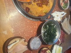 -赵美丽·重庆社区火锅·直营店(火车东站·中豪国际店)