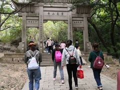 -灵岩山风景区