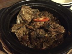 -Cuc Gach Quan Restaurant