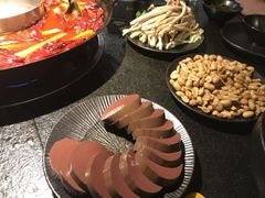 -渝涯重庆豆花老火锅(中赢国际店)