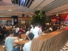 大堂-食悦天美食广场(西安CityOn熙地港购物中心店)