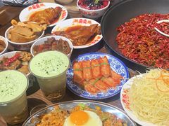 -萍姐火锅·公路夜市(武汉首店)