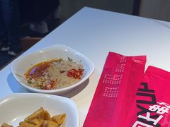 -佰人王串串香火锅(洋珠巷店)