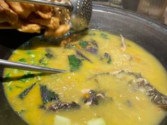 -陈大锅·岳阳鱼馆·地道岳阳菜(美食街店)