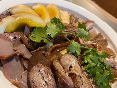 -潮界(LU·ONE凯德晶萃广场店)