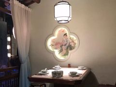 卡座-韵秋荷(宝山龙湖天街店)